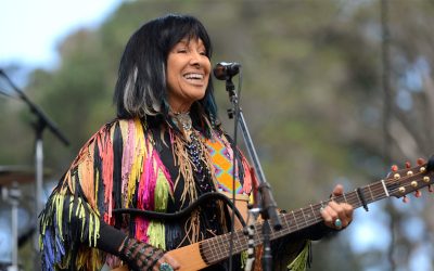 Buffy St. Marie: Carry It On